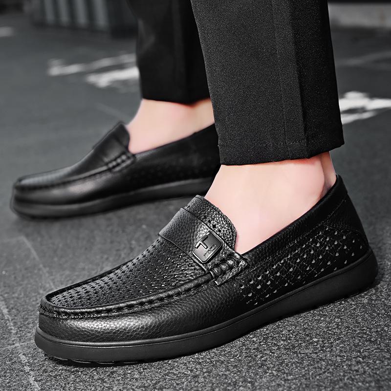 Summer breathable punched men's leather shoes men's genuine leather foot cover men's shoes business round head casual soft leather soft sole Doudou sh