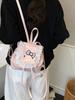 Mochila Infantil Hello Kitty com Acabamento em Renda e Estampa de Desenho Animado Para Uso Diário