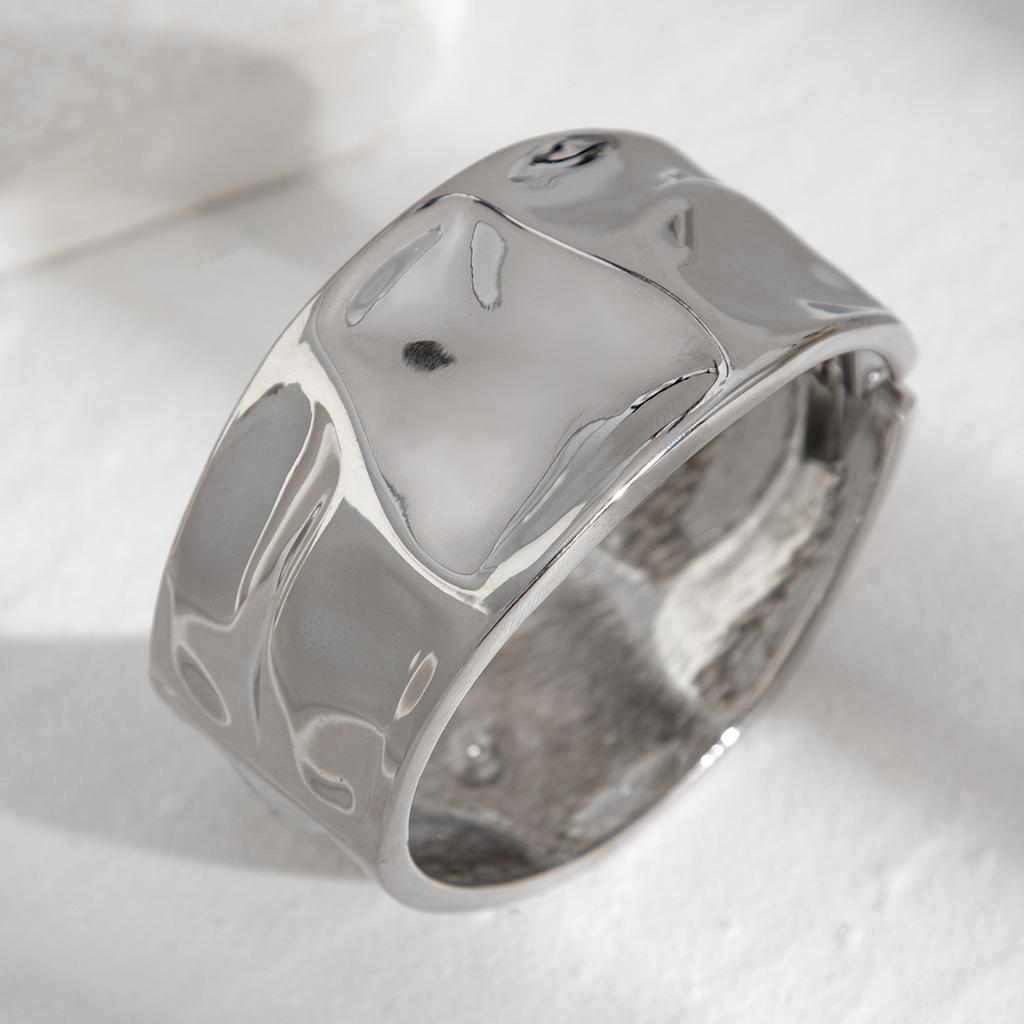 Punk Metal Folded Wide Bracelet Bracelet Sweet Cool Flower Water Drop Glossy Ring Female