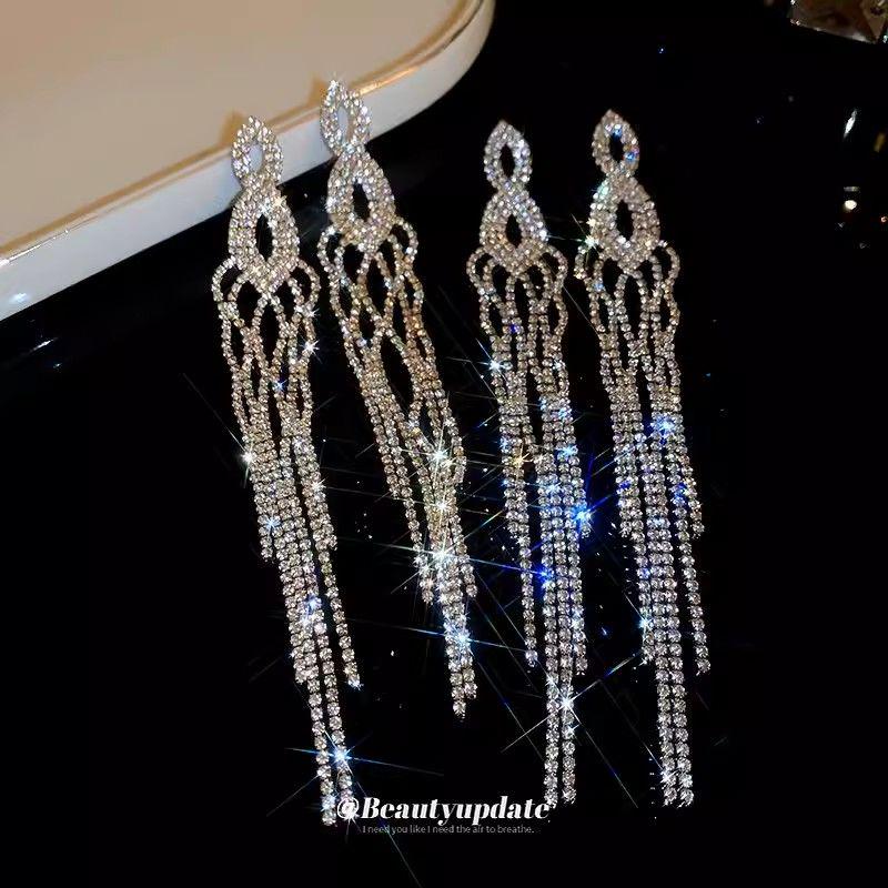 UK Noble Young Lady Luxury Long Tassel Diamond Earrings - High-End Design, Elegant and Exaggerated Style for Women.