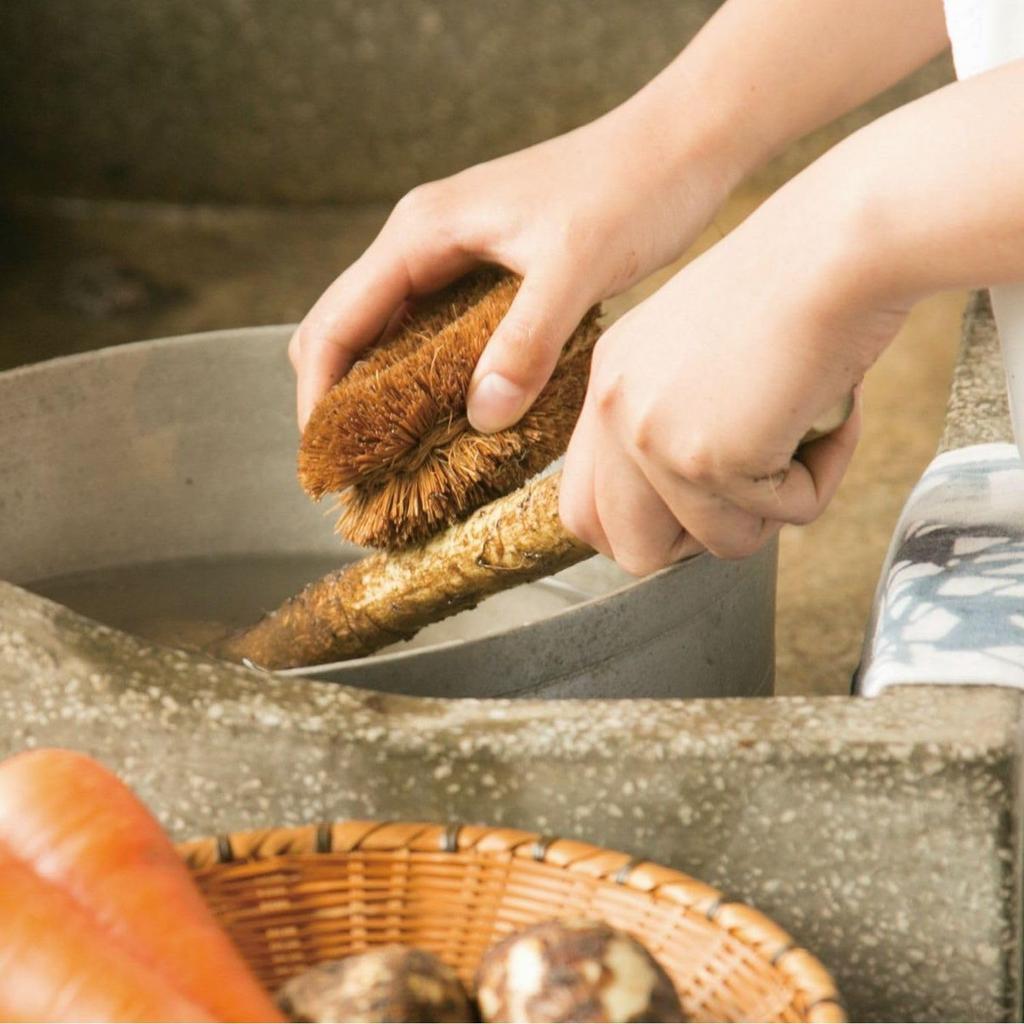 Kamenoko Tawashi kartáč č. 1 (Malý) - Přírodní čisticí drátěnka z kokosových vláken