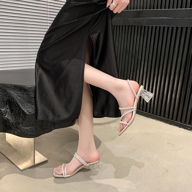 Fashion Crystal Square Slippers Summer New Square Head Open Toe Glitter Line with Anti-slip Wear-resistant Heel Shoes