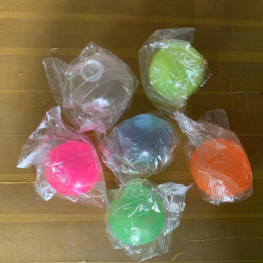 TikTok Luminous Sticky Ceiling Ball - Light-Absorbing Venting Target Toy