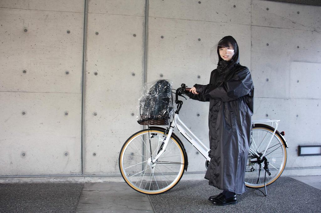 SAGISAKA New Backpack Raincoat for Free Size Bicycles, Black,