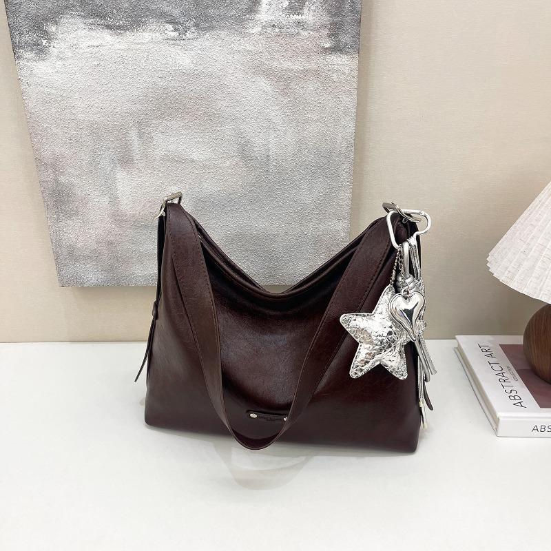 Popular Large-capacity Dumpling Bag Women's New Simple and Versatile Shoulder Messenger Bag Commuter Bag