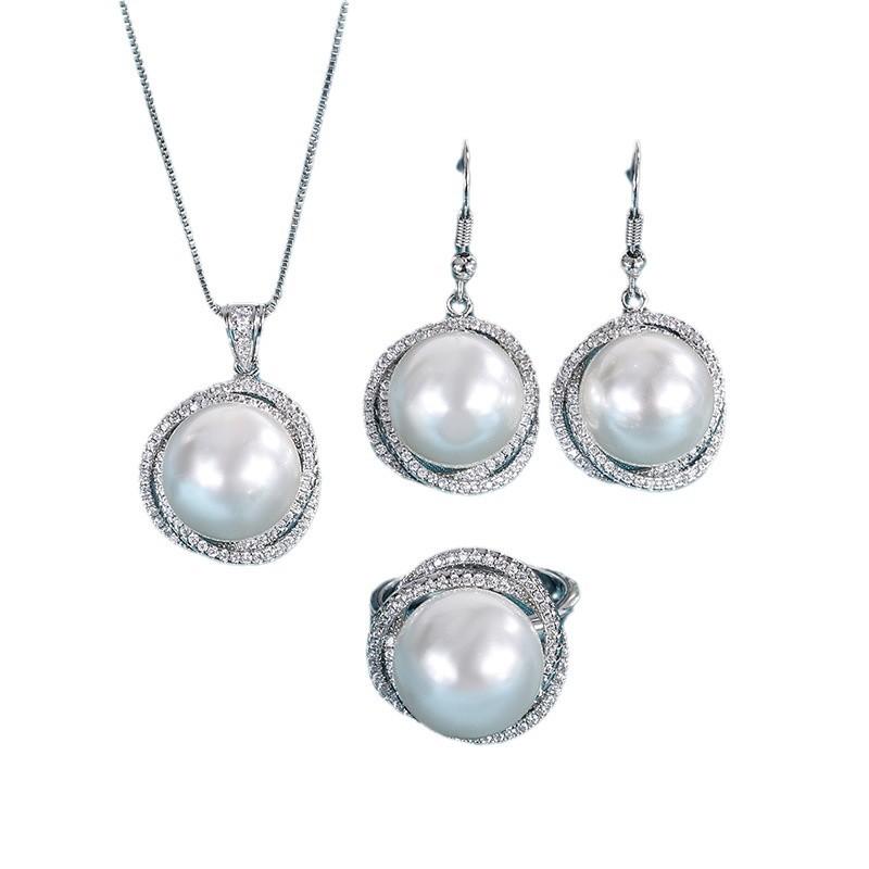 European, American and Australian Pearl Necklace Women's New Pearl Collarbone Chain Freshwater Pearl Stud Earrings White Shell Pearl Ring