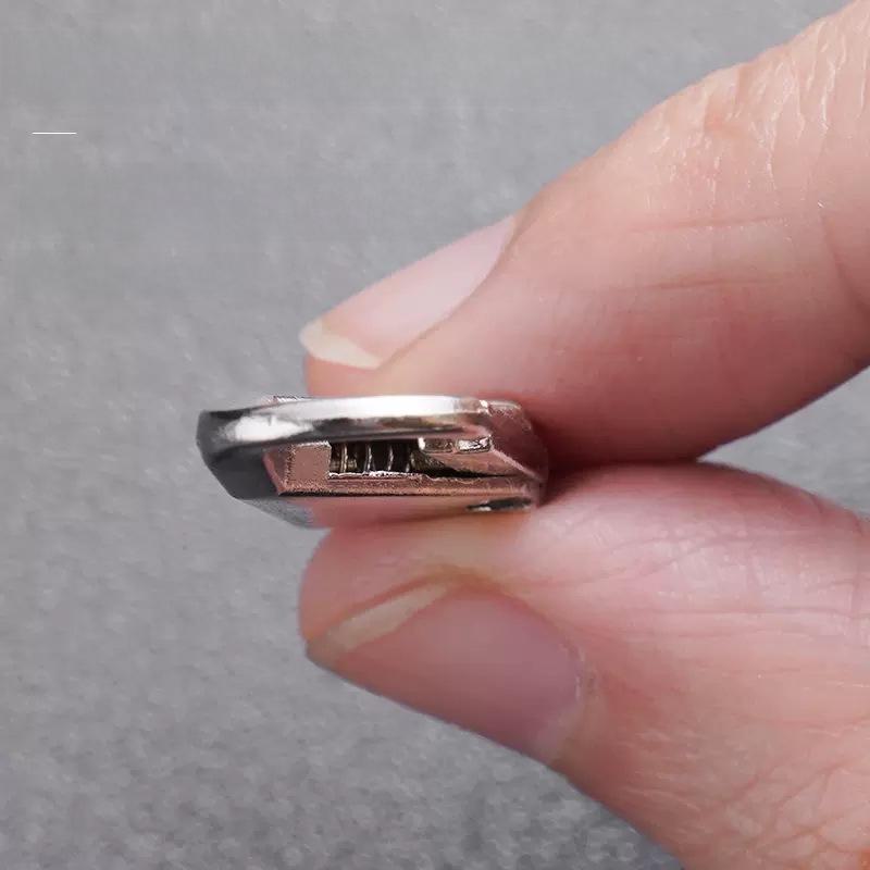 Tool-Free Universal Zipper Puller for Coats, Shoes, and Boots with Metal Pendant