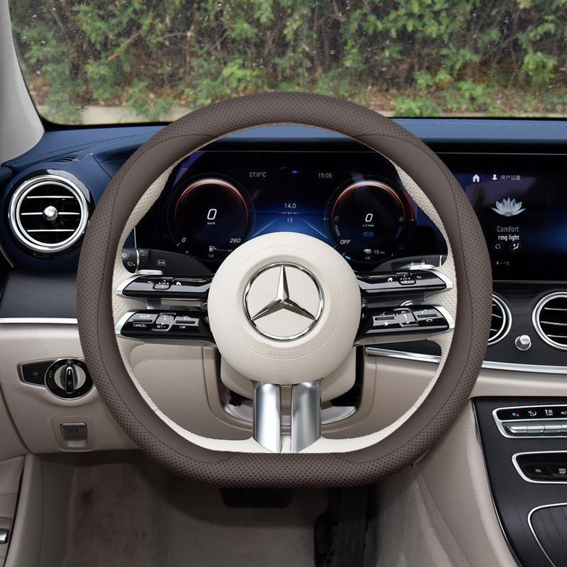 

Ультратонкий чохол на кермо Mercedes-Benz для моделей C-Class, GLC, E-Class, A200, GLB та GLA 38cm кавовий