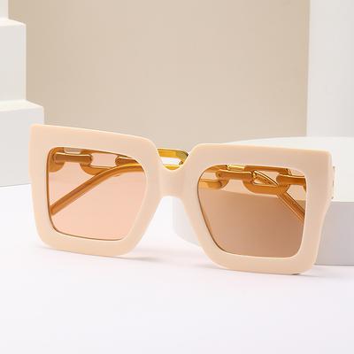205 New Square Sunglasses 2024 Personalized Chain Large-Frame Glasses, High-End Street Photography Trendy Sunglasses