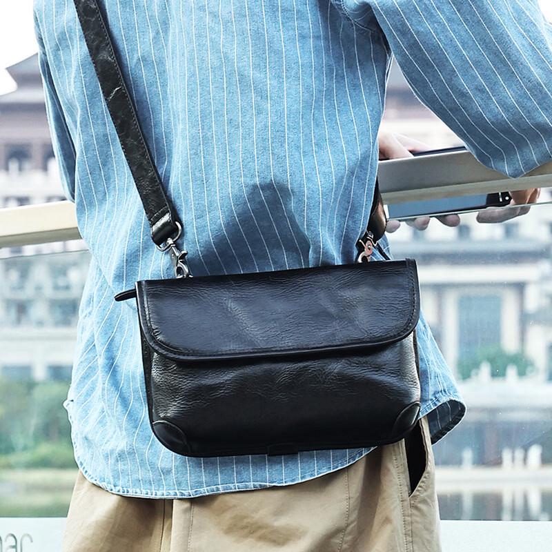 

Li Shen Men s Large Capacity Shoulder & Crossbody Bag