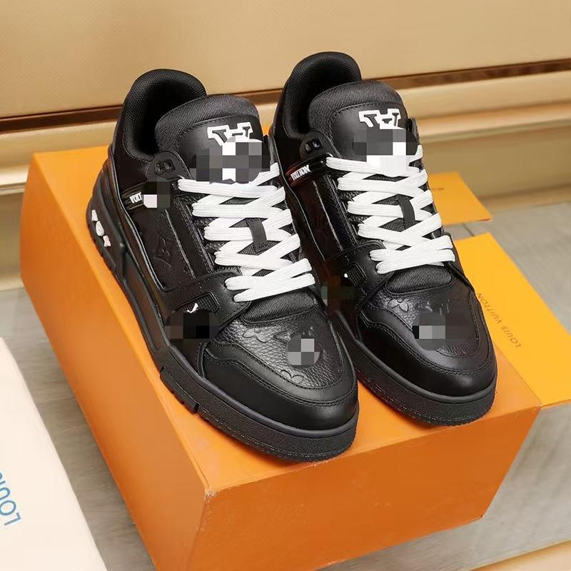 Premium Men’s Casual Sneakers – Breathable Thick-Soled Low-Top Shoes, Minimalist White Design for Spring & Autumn