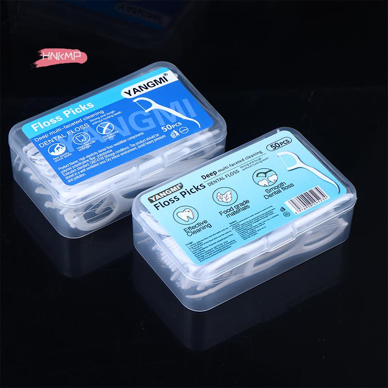 50Pcs Portable Disposable Dental Floss Picks High-Tension Toothpicks in Box Oral Care Dental Sticks for Daily Cleaning