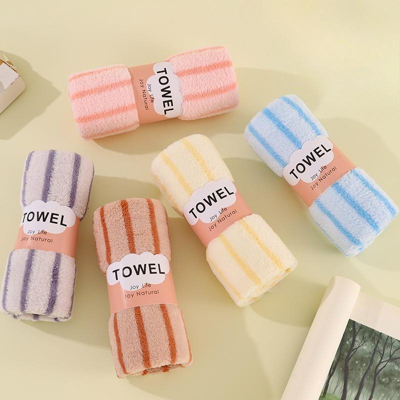 Coral Velvet Towel Is A Soft and Absorbent Towel for Washing The Face