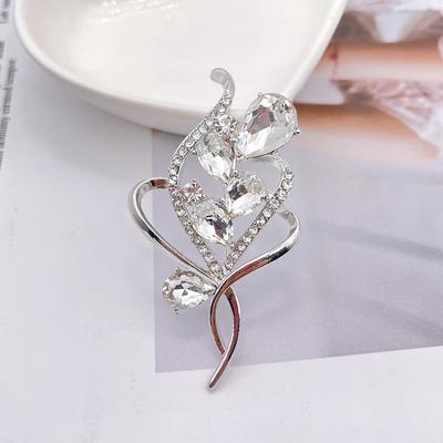 High -End Crystal Flower Brooch Buckle Cardigan Jacket Pin Accessories Simple Temperament Wild Corsage