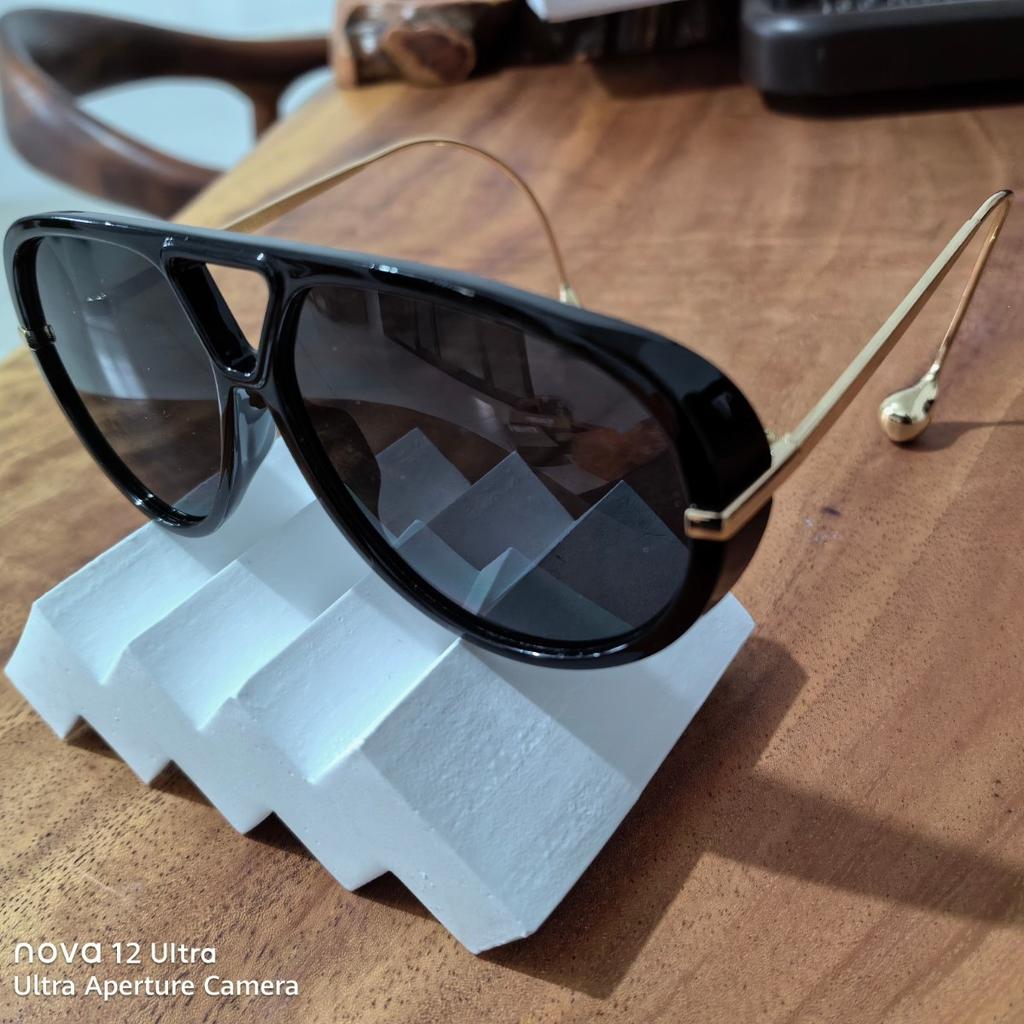 Internet celebrity new pendant sunglasses men's European and American fashion oval sunglasses ultra-light driving toad glasses