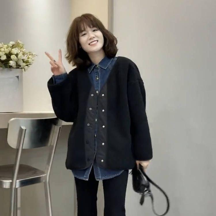 Casual Pocket Denim Blouse Loose Fit Fashion Shirt for Women Spring Fall Daily Outer Top