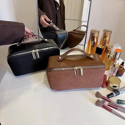 Ew geantă cosmetică capacitate mare portabilă geantă de depozitare pentru ieșiri design de înaltă valoare geantă cu apă cosmetică pentru toaletă