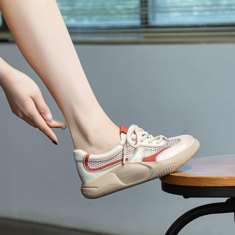 Student Lace-up Casual Shoes Thick-soled Shoes Flat and Perforated Women's Shoes