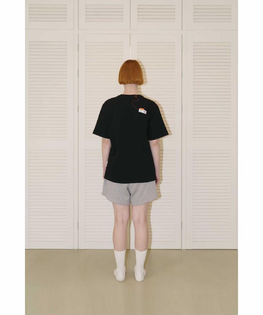 Ialeseuko Signature Heart Logo T-Shirt_Black