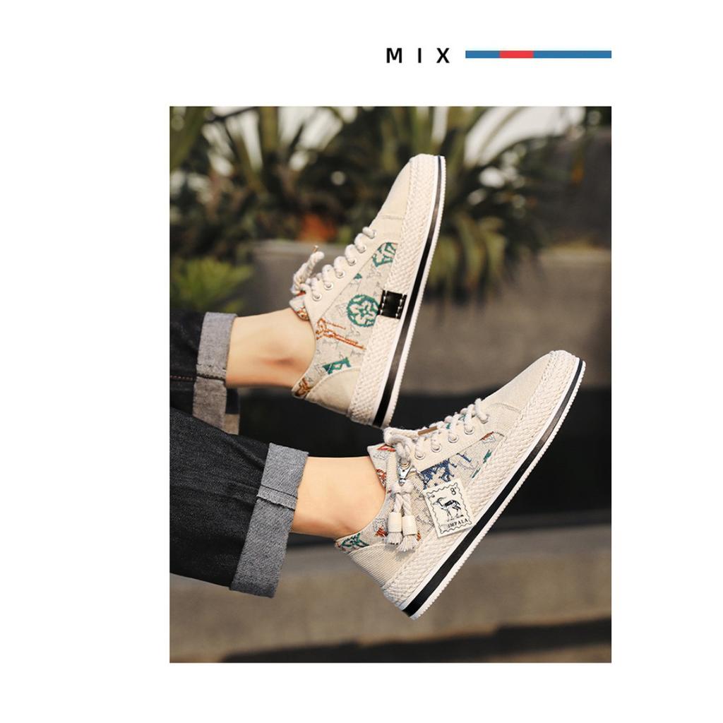 Men's Shoes, Fashion Breathable National Style Corduroy Casual Loafers One Foot Stirrup Men's Board Shoes Cloth Shoes