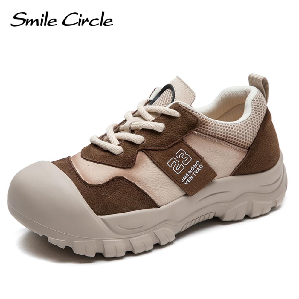 Baskets en cuir véritable pour femmes, chaussures plates à lacets à bout rond, chaussures décontractées et confortables à la mode