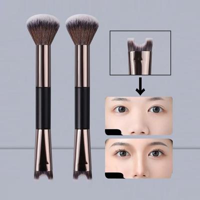 Strich der Schönheit - Make-up-Pinsel mit zwei Köpfen für Nasenschatten