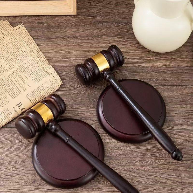 Solid Wood Judge's Gavel: Children's First Birthday Prop & Court-Themed Decoration.