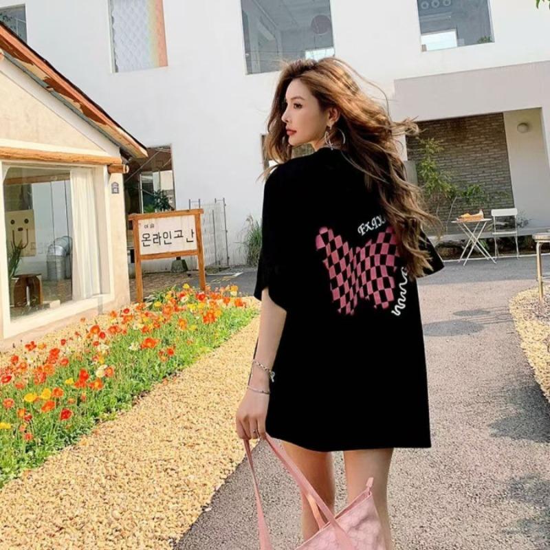 

Длинная футболка с короткими рукавами, свободная верхняя юбка, прикрывающая низ для женщин M чёрный