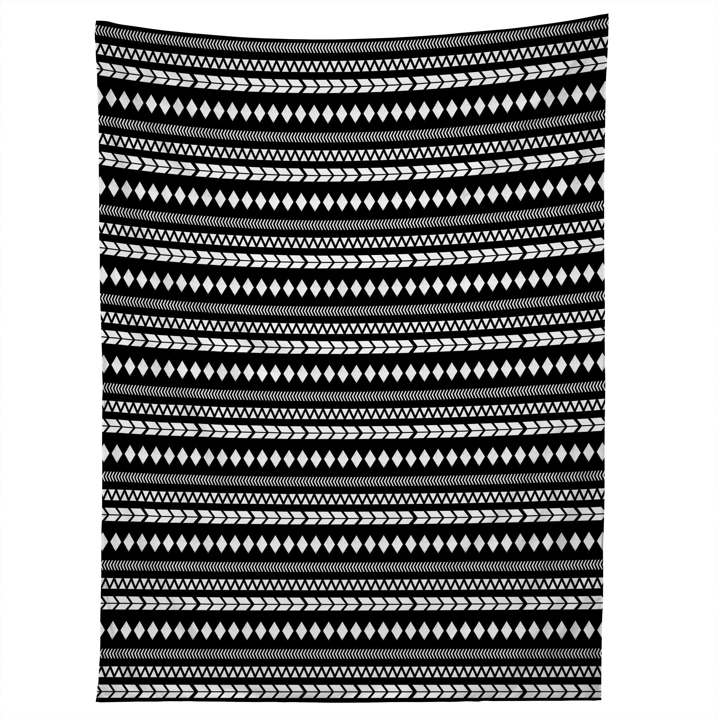 BLACK AZTEC tapestry 75x100