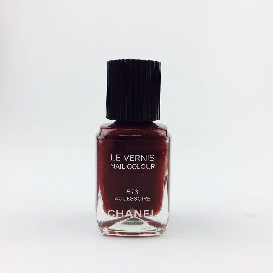 

Chanel Le Vernis Nail Color 573 Аксессуар 13мл