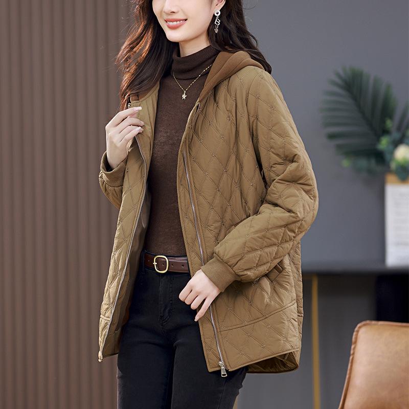 Autumn and Winter Quilted Jacket Women's New Style Long Fashion Western Style Middle-aged Mother Rhombic Casual Thin Cotton Jacket