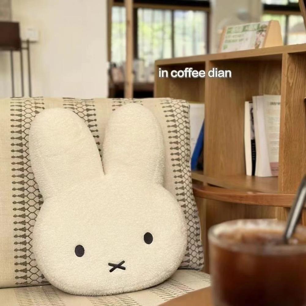 40cm Cute Cartoon Rabbit Plush Doll Soft Body Pillow Comfortable Room Decor Gift For Girls 40CM