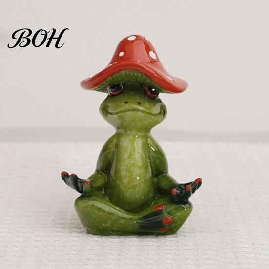 Exquisite Resin Crafts Yoga Mushroom Frog Figurine, Creative Statue, Cute Sitting Small Entrance Hall Decor Green Ornament for Home Office Shelf