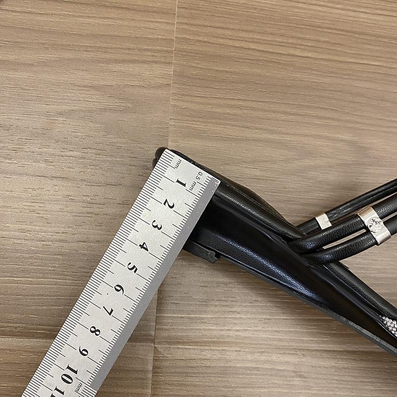 Retro Zwei-Wege Pantoletten mit dickem Absatz Damen Sommerbekleidung neue vielseitige silberne schöne Sandalen