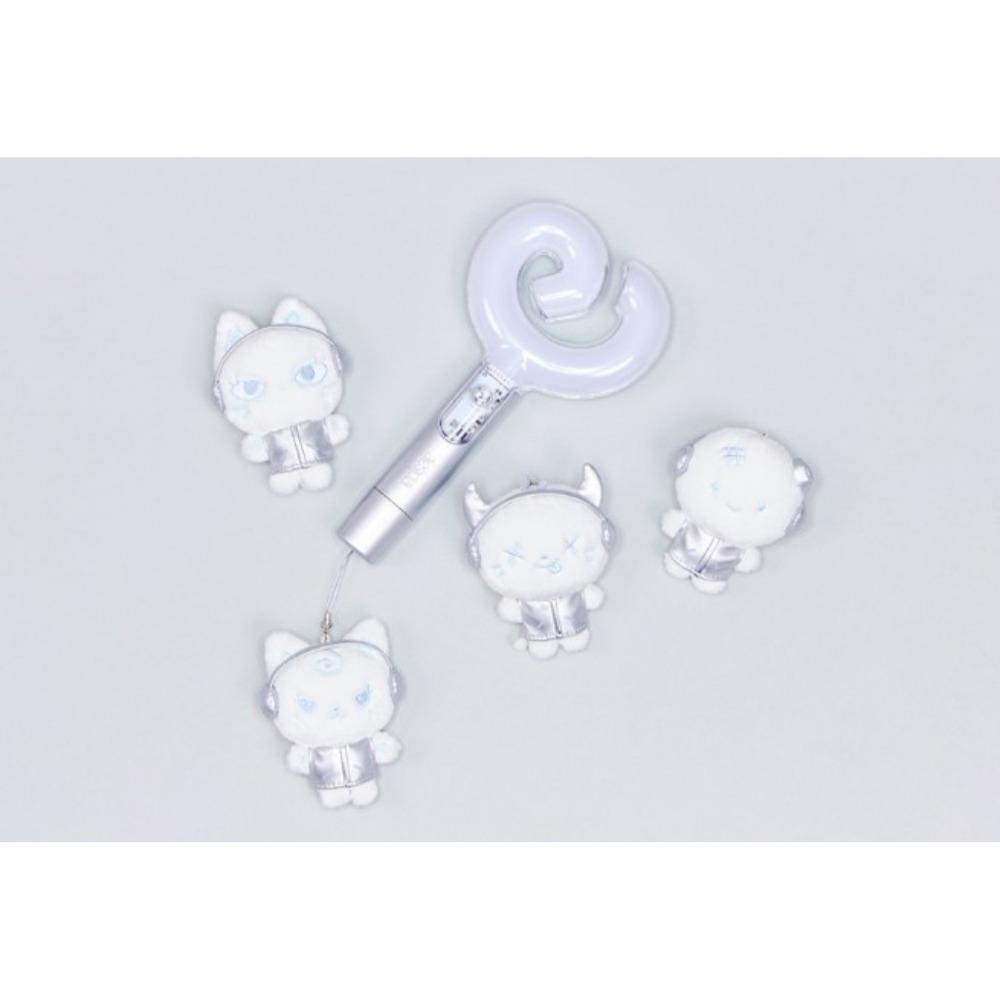 aespa 'SYNK : aeXIS LINE' SVĚTLÍKOVÝ PANENKOVÝ PŘÍVĚSEK NA KLÍČE (STŘÍBRNÁ ver.)