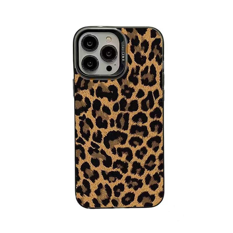 The new leopard print is suitable for Apple 16Pro mobile phone case iPhone15Pro creative 14 personality 1713 Europe and America