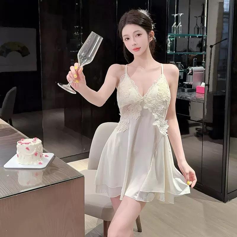 Summer thin women's ice silk suspender nightgown two-piece set high-end sexy lace pajamas with chest