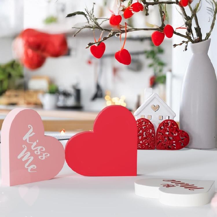 Pack of 3 Festival Wooden Heart Decorations Ideal for Christmas Birthday Event and Space Corners Embellishment