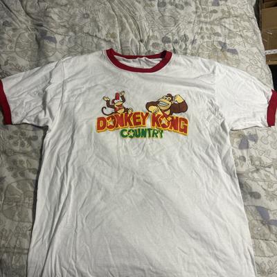 Universal Studios Super Nintendo World Donkey Kong Country Minecart Shirt