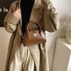 Bag Single Shoulder Oblique Retro Casual Korean Version Feeling New Winter Versatile Women's Bowling Fashion 2025