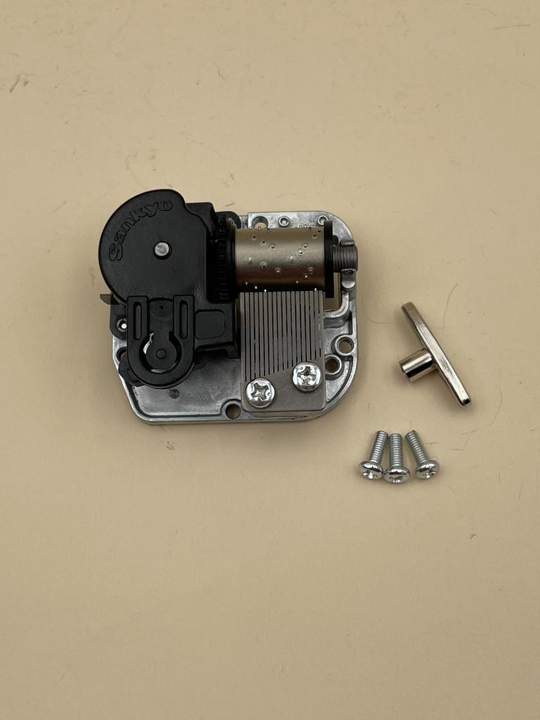Boutique Antiques Gifts Sankyo Silver Wind Up Rotating Musical Clock Movement Music Box Mechanism  18 Note for DIY Music Box