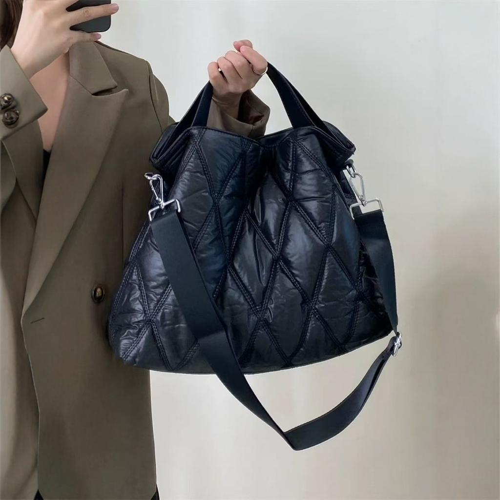 Black Down Tote Bag Women's Fashion Rhombus Space Cotton Handbag Retro New Commuter Shoulder Bag Crossbody