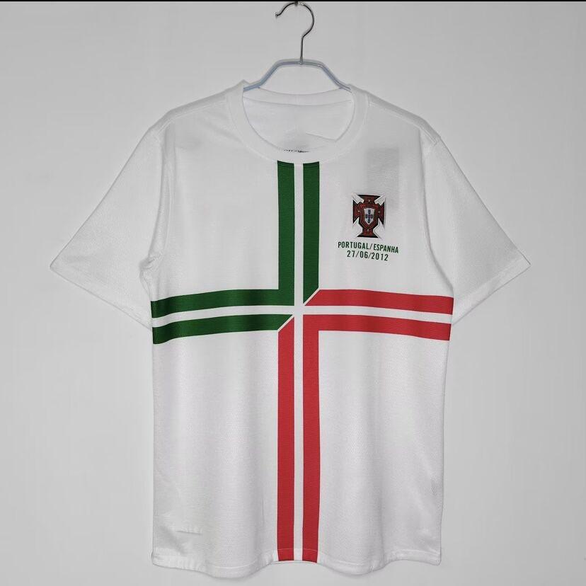 Source: Retro football uniform: Brazil-Real Madrid-Manchester United nostalgic version short-sleeved jersey