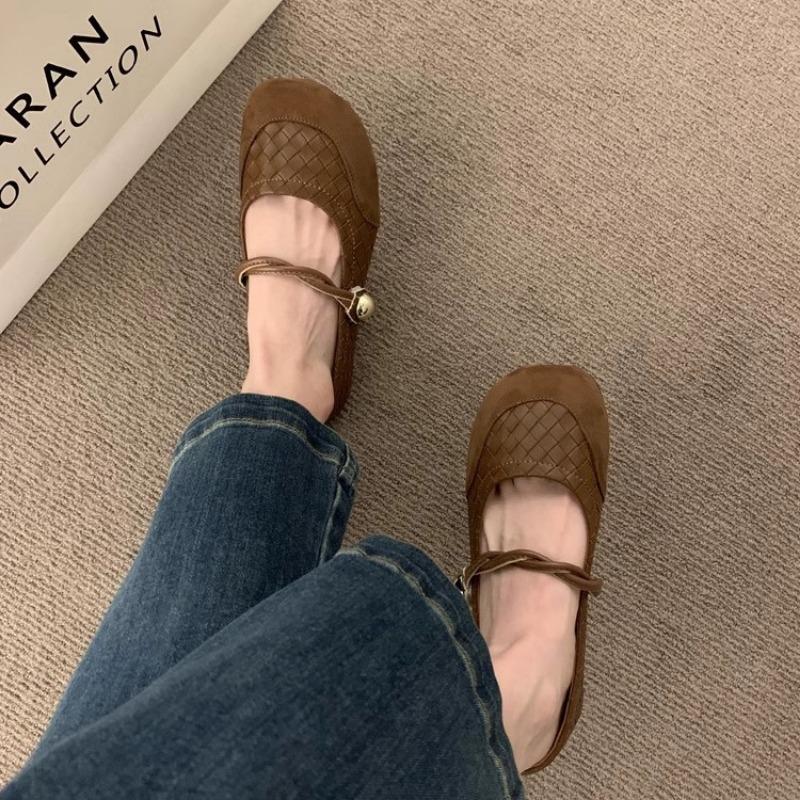 Retro splicing round head Mary Jane shoes women's shoes red wedding shoes woven word belt casual flat evening single shoes
