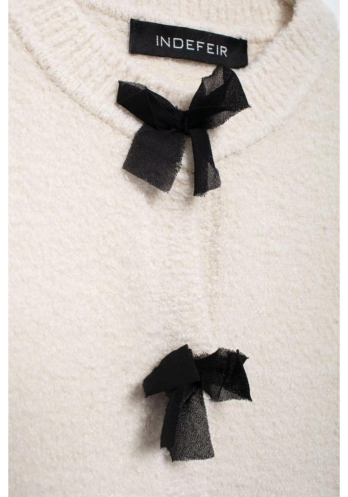 SHEIN Women's Autumn Bow Brooch Knitted Cardigan & Half Skirt Set: European-American Style.