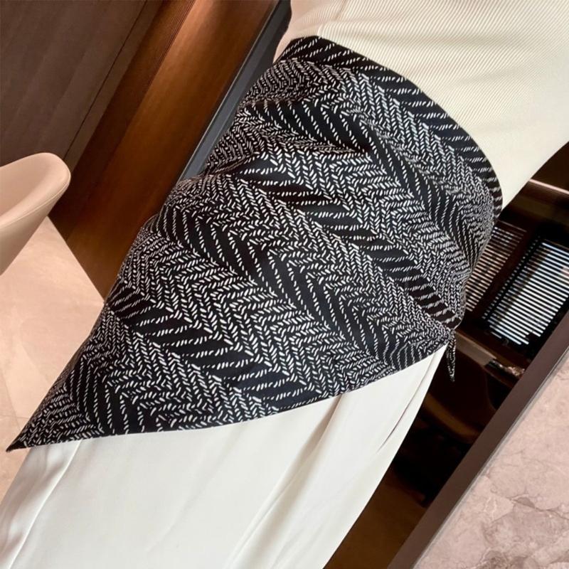 Triangular Scarf Belt Sash with Black and White Geometric Stripe Pattern, Direct-Knot Closure, Waistband Girdle for Flexible Waist Styling
