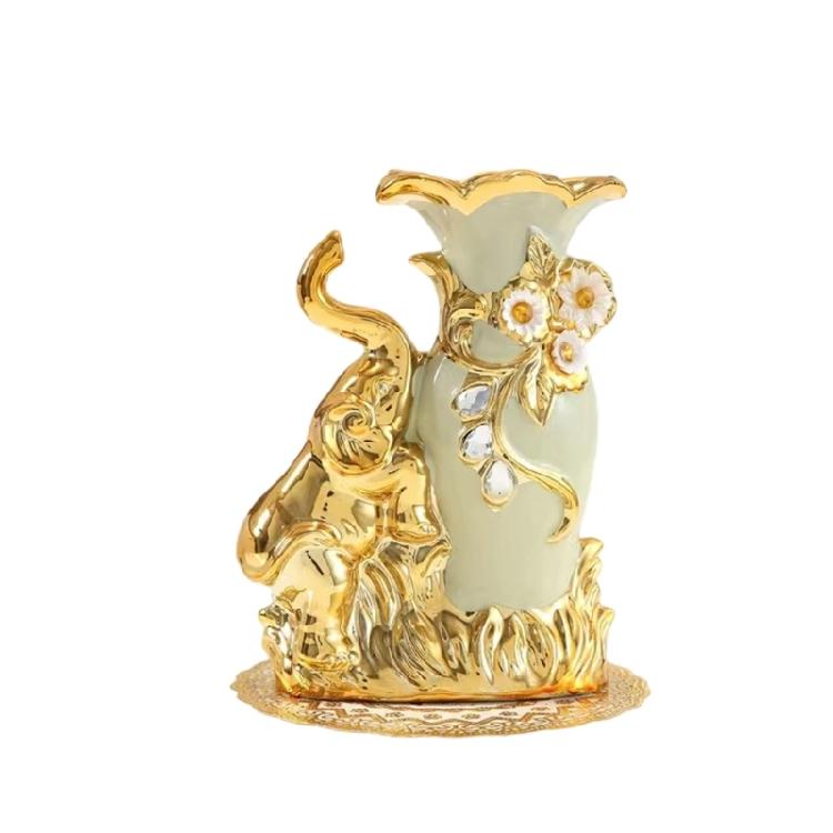 European Ceramic Decorative Vases Floral Arrangement Container with Elphant Sculpture For Dining Room Study Or Event