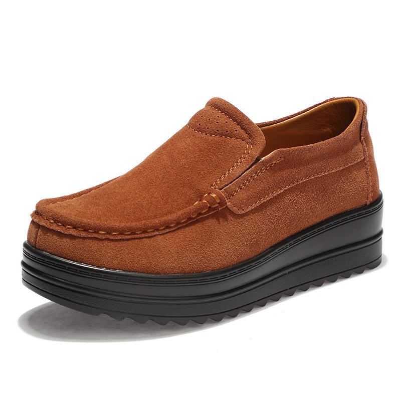 

Foreign trade muffin shoes 2021 winter middle-aged and elderly non-slip warm slope heel beef tendon sole warm round head mother shoes soft sole 40