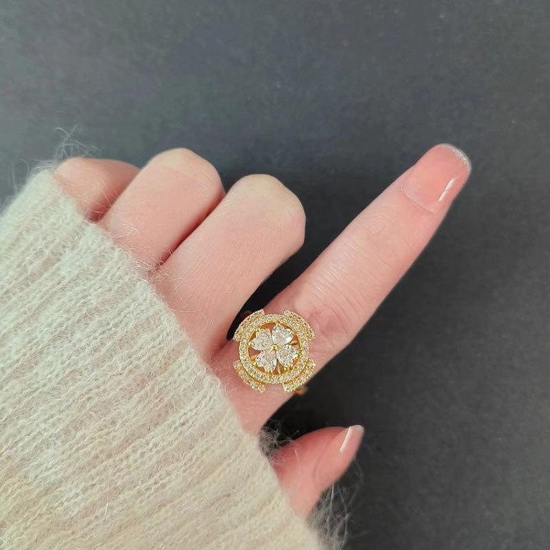 Exquisite Love Flower Shaped Rotating Open Rings For Girls With Copper Inlay And Sparkling Rhinestones Anxiety Fidget Jewelry