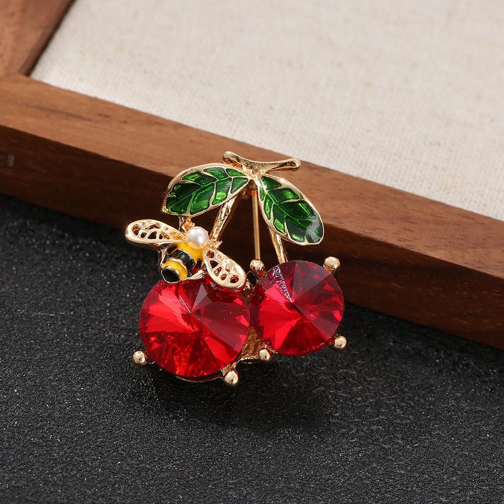 

Alloy Enamel Rhinestone Fruit Brooch, Fashionable Women s Clothing Chest Flower One Size